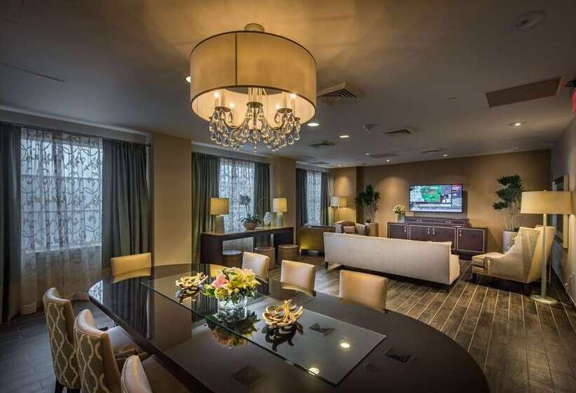 هتل Hilton Baton Rouge Capitol Center