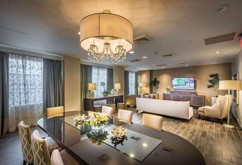 هتل Hilton Baton Rouge Capitol Center