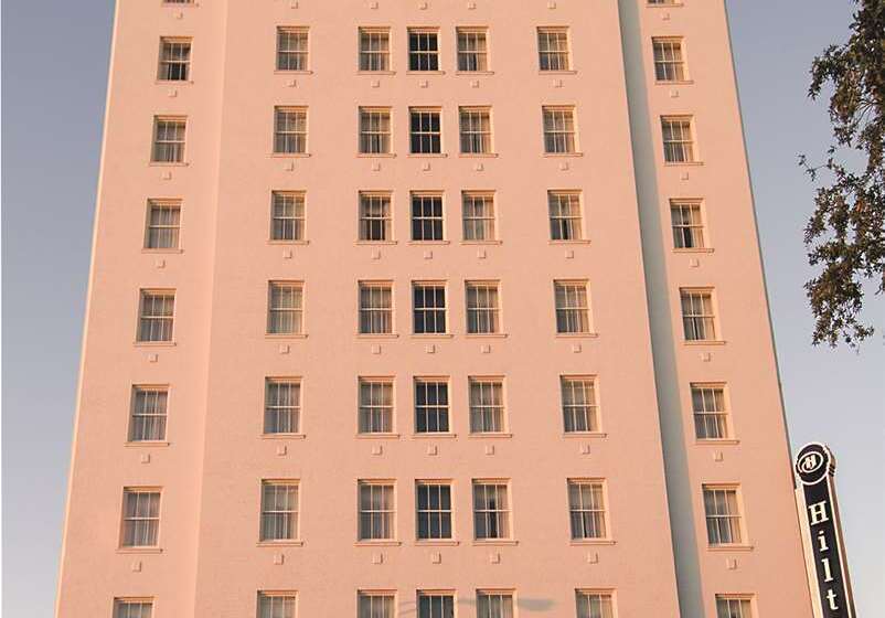 هتل Hilton Baton Rouge Capitol Center