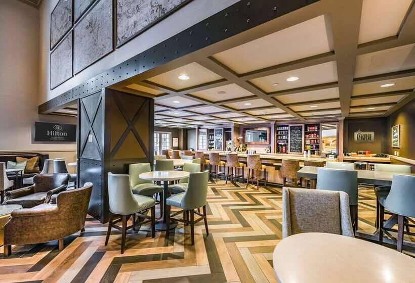 هتل Hilton Baton Rouge Capitol Center