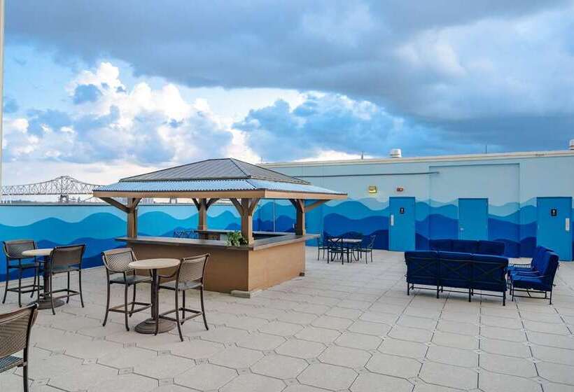 هتل Hilton Baton Rouge Capitol Center