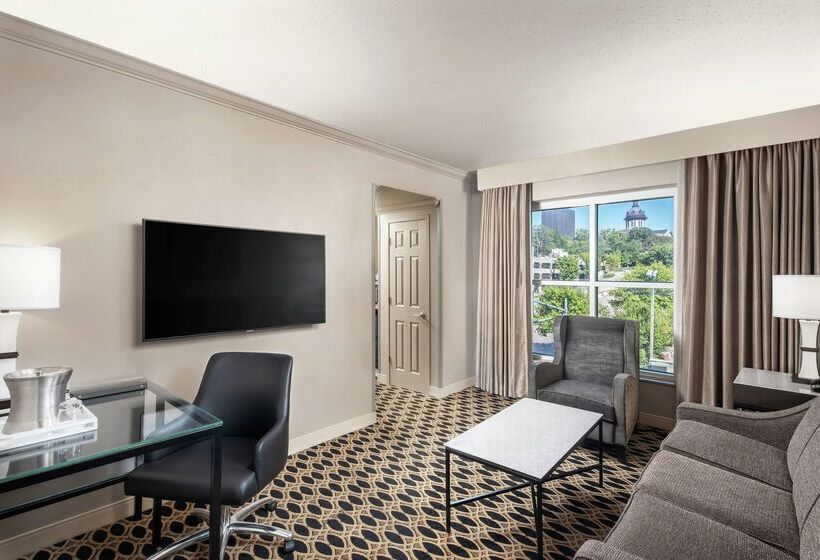 בית מלון כפרי Hilton Columbia Center