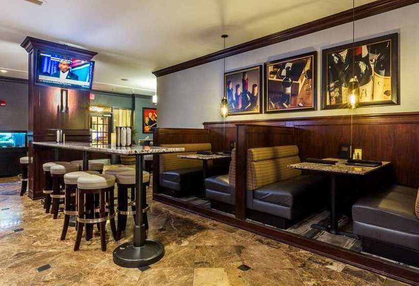 בית מלון כפרי Hilton Columbia Center