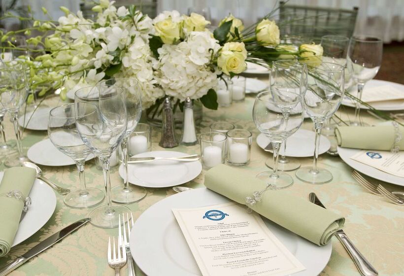 בית מלון כפרי Hilton Garden Inn Albany Medical Center