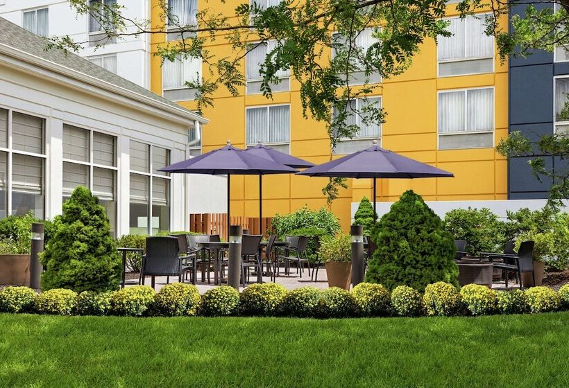 בית מלון כפרי Hilton Garden Inn Allentown Bethlehem Airport