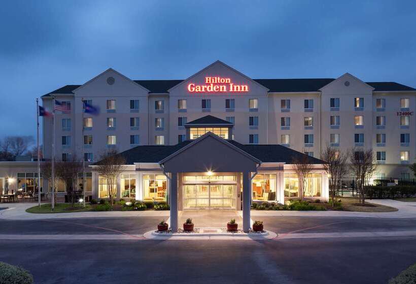 ホテル Hilton Garden Inn Austin North