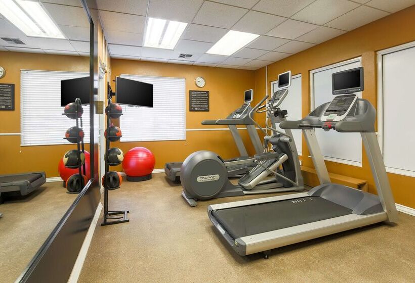 فندق Hilton Garden Inn Bakersfield