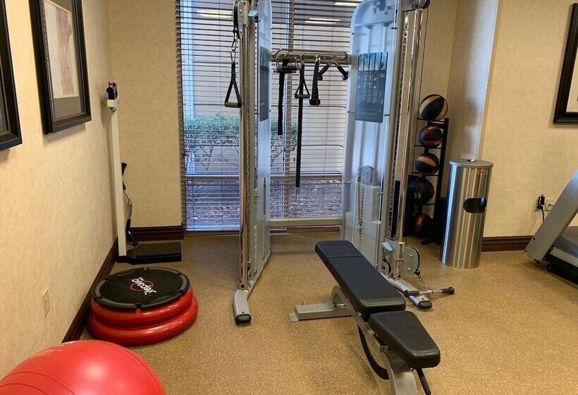 هتل Hilton Garden Inn Bentonville Rogers