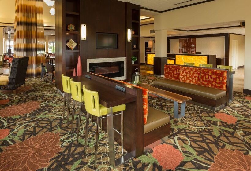 Отель Hilton Garden Inn Buffalo Airport