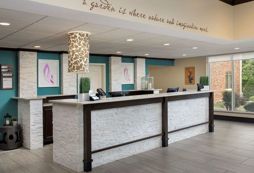 Отель Hilton Garden Inn Charlotte/mooresville
