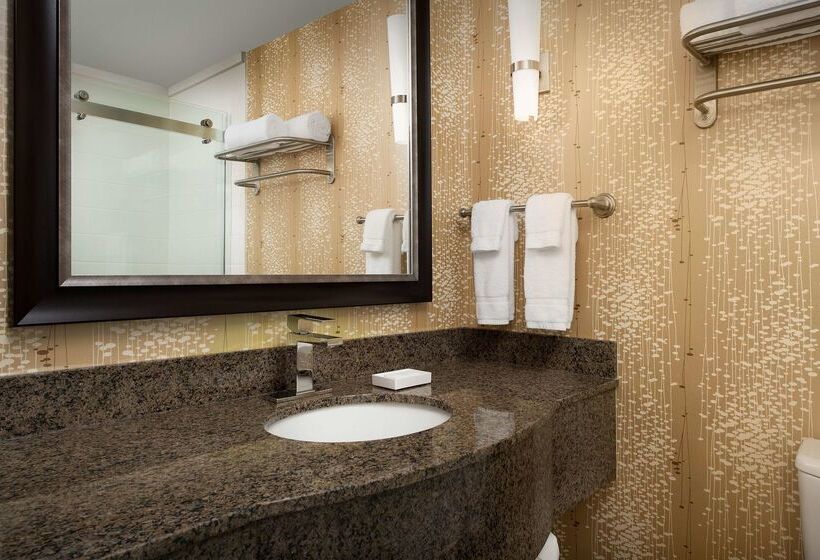 Отель Hilton Garden Inn Charlotte/mooresville