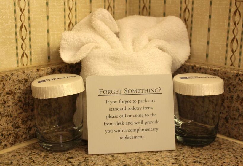 בית מלון כפרי Hilton Garden Inn Charlotte Pineville