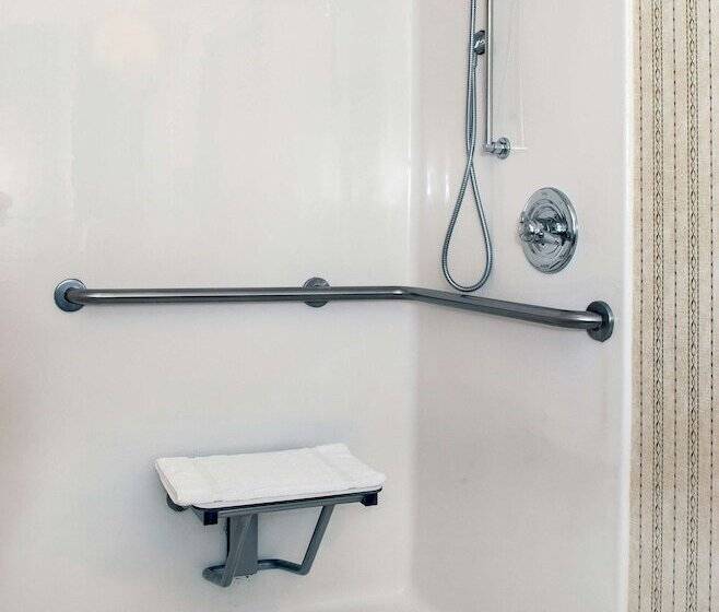 בית מלון כפרי Hilton Garden Inn Charlotte Pineville