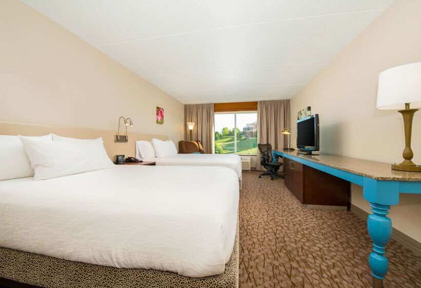 هتل Hilton Garden Inn Charlottesville