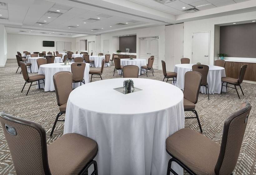 هتل Hilton Garden Inn Chattanooga/hamilton Place