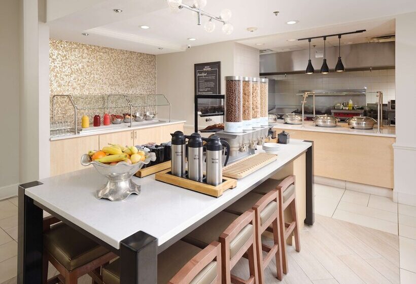 هتل Hilton Garden Inn Chattanooga/hamilton Place