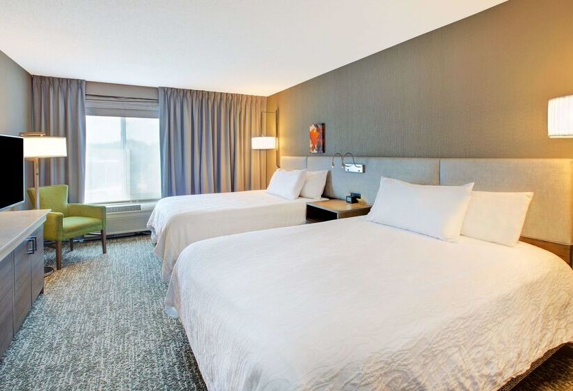 בית מלון כפרי Hilton Garden Inn Chesterton