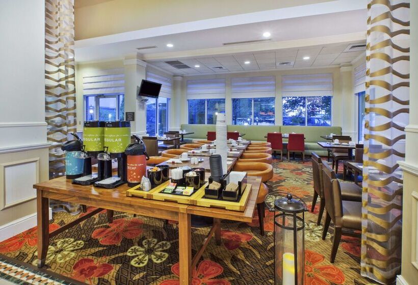 בית מלון כפרי Hilton Garden Inn Chesterton