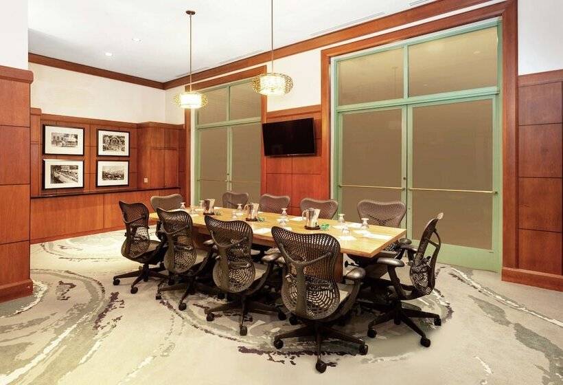 فندق Hilton Garden Inn Chicago North Shore / Evanston