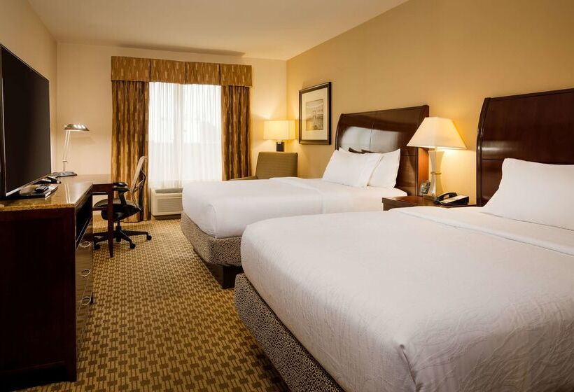 فندق Hilton Garden Inn Cincinnati Blue Ash