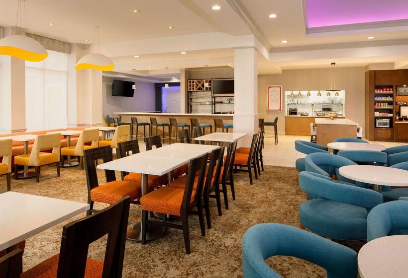 فندق Hilton Garden Inn Cincinnati Blue Ash