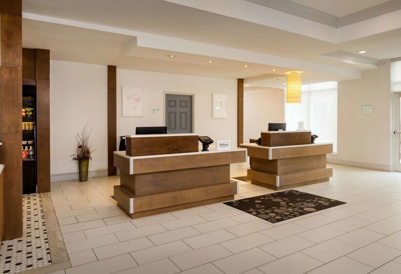 فندق Hilton Garden Inn Cincinnati Blue Ash