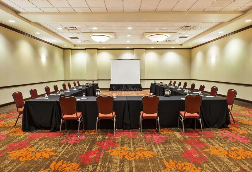 בית מלון כפרי Hilton Garden Inn Cleveland Downtown