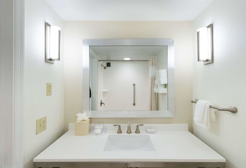 בית מלון כפרי Hilton Garden Inn Daytona Beach Airport