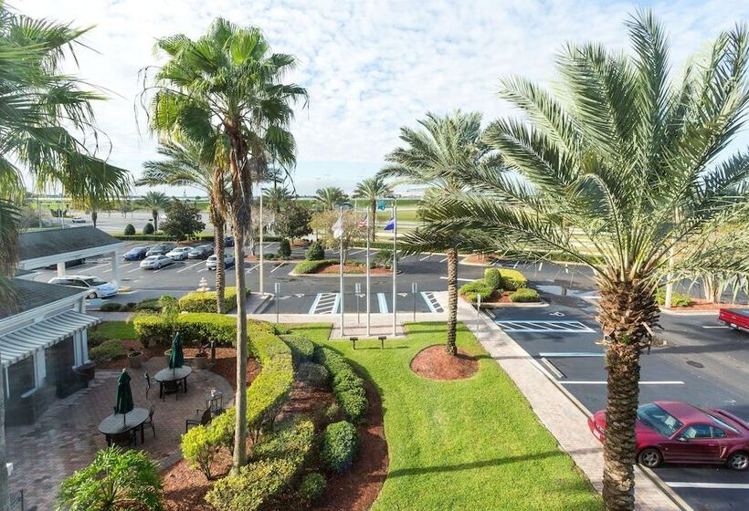 בית מלון כפרי Hilton Garden Inn Daytona Beach Airport