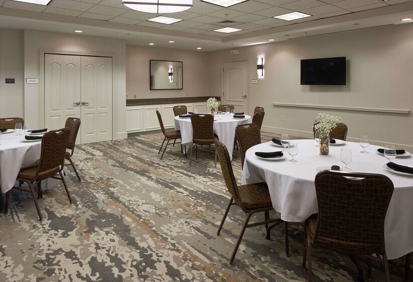 ホテル Hilton Garden Inn Evansville