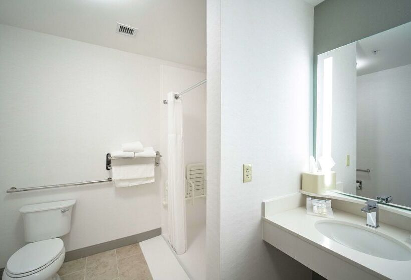 ホテル Hilton Garden Inn Evansville