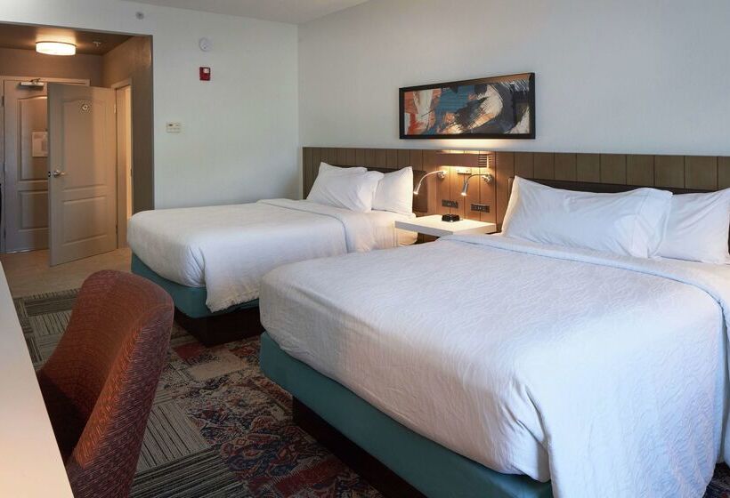 ホテル Hilton Garden Inn Evansville