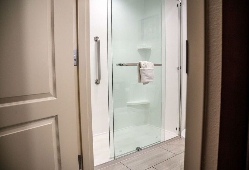 فندق Hilton Garden Inn Fayetteville Fort Liberty