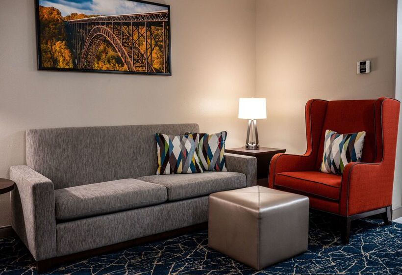 فندق Hilton Garden Inn Fayetteville Fort Liberty