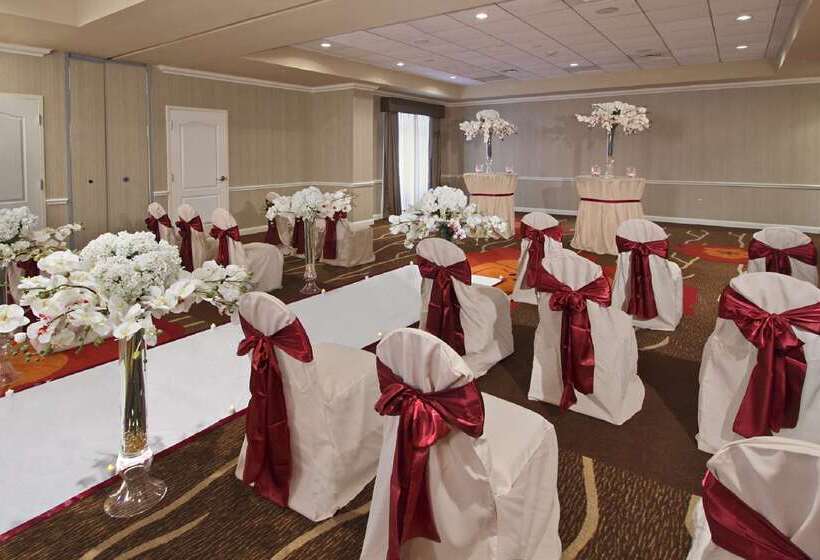 فندق Hilton Garden Inn Fort Lauderdale Airport Cruise Port