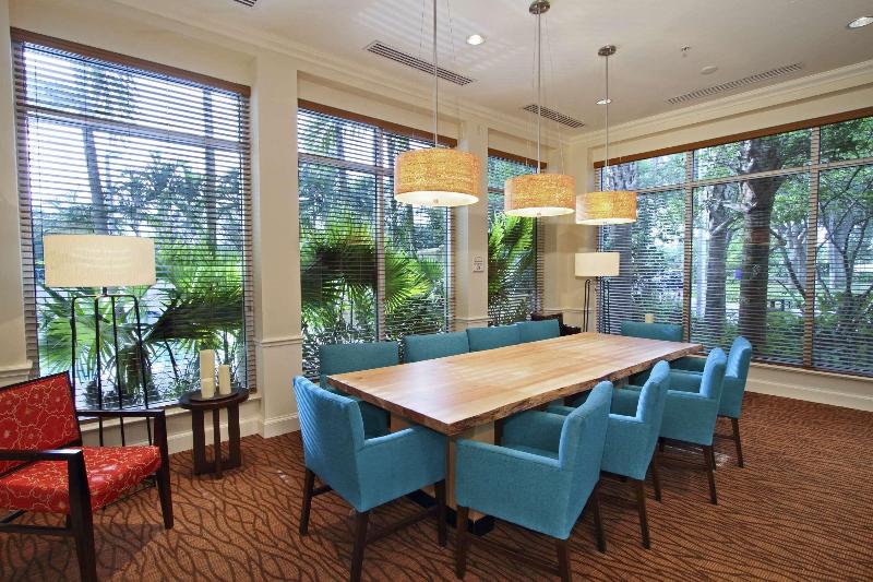 فندق Hilton Garden Inn Fort Lauderdale Airport Cruise Port