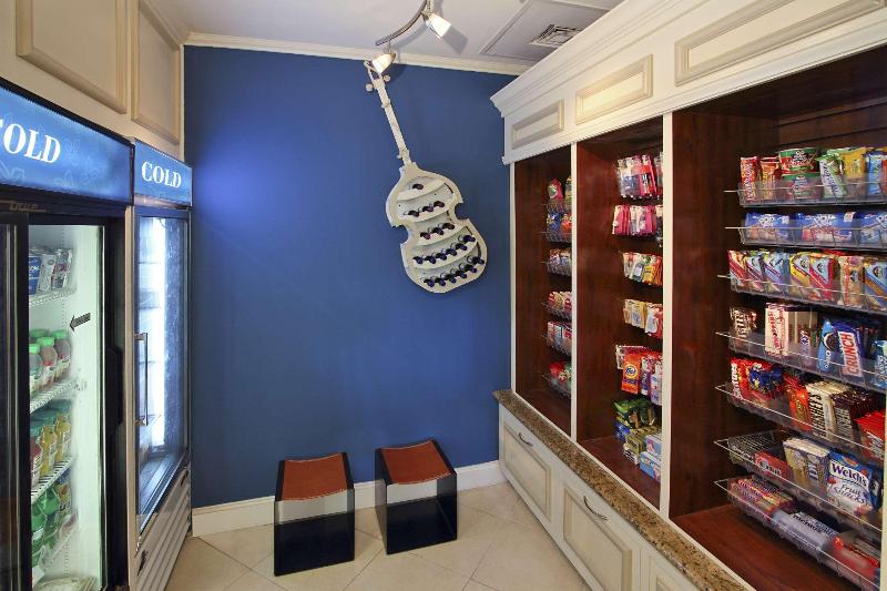 فندق Hilton Garden Inn Fort Lauderdale Airport Cruise Port