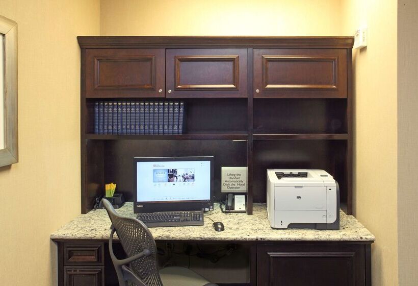 فندق Hilton Garden Inn Frederick