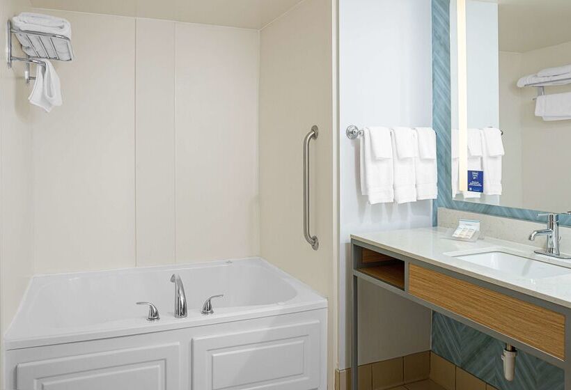 Отель Hilton Garden Inn Fredericksburg