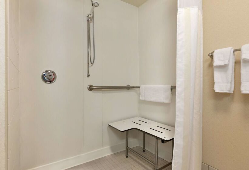 Отель Hilton Garden Inn Fredericksburg