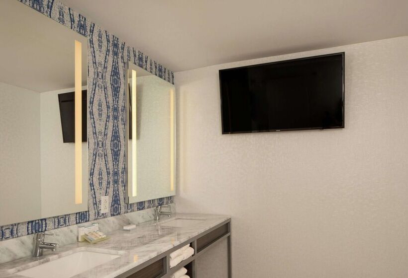 فندق Hilton Garden Inn Freeport Downtown