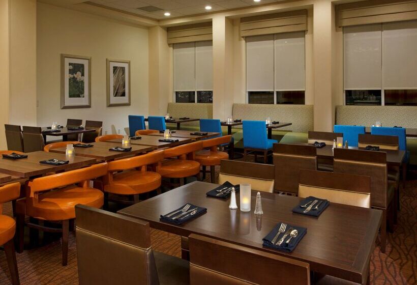فندق Hilton Garden Inn Gainesville