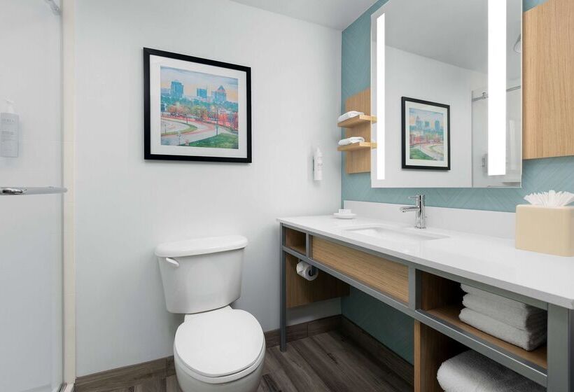 هتل Hilton Garden Inn Greensboro