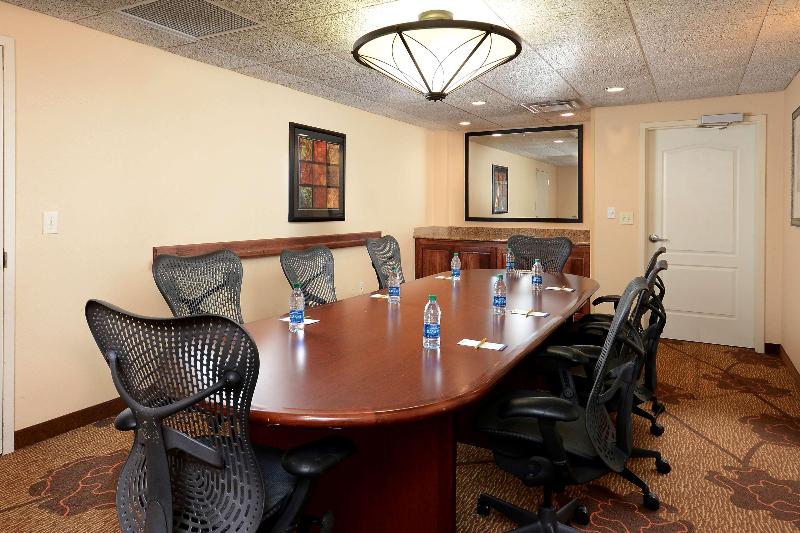 호텔 Hilton Garden Inn Greensboro