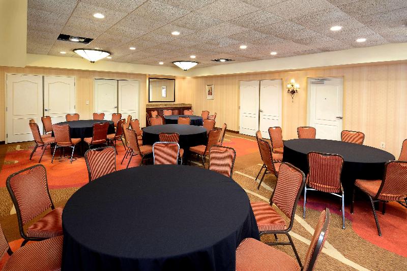 호텔 Hilton Garden Inn Greensboro