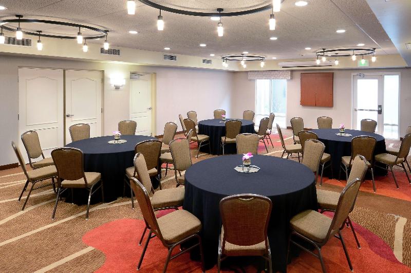 호텔 Hilton Garden Inn Greensboro