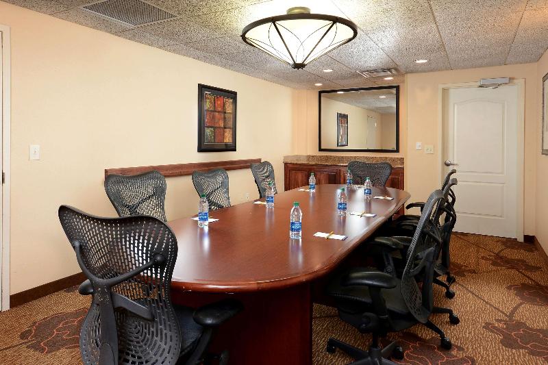 호텔 Hilton Garden Inn Greensboro