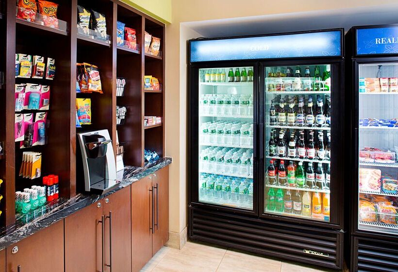 هتل Hilton Garden Inn Hartford North/bradley Int L Airport