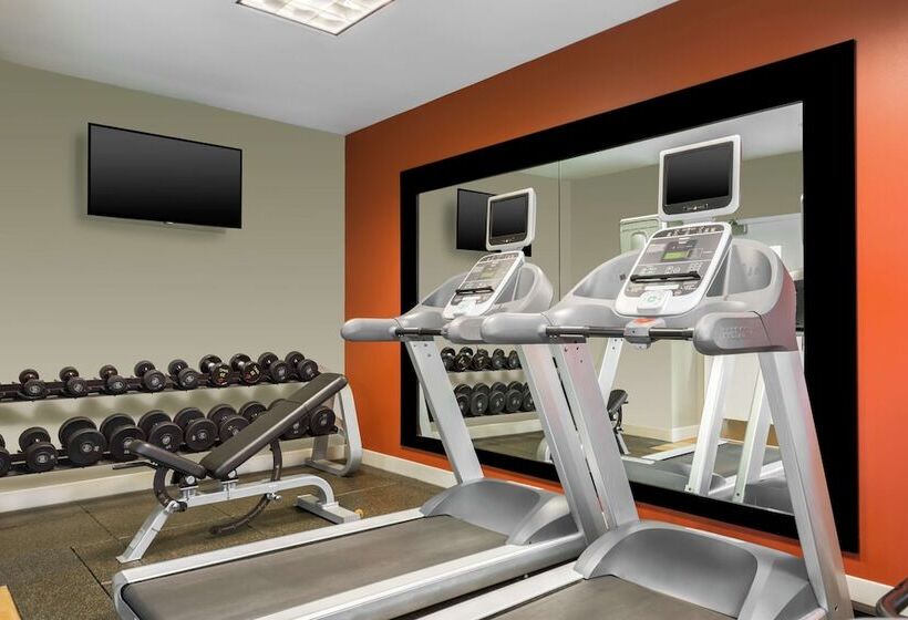 فندق Hilton Garden Inn Independence