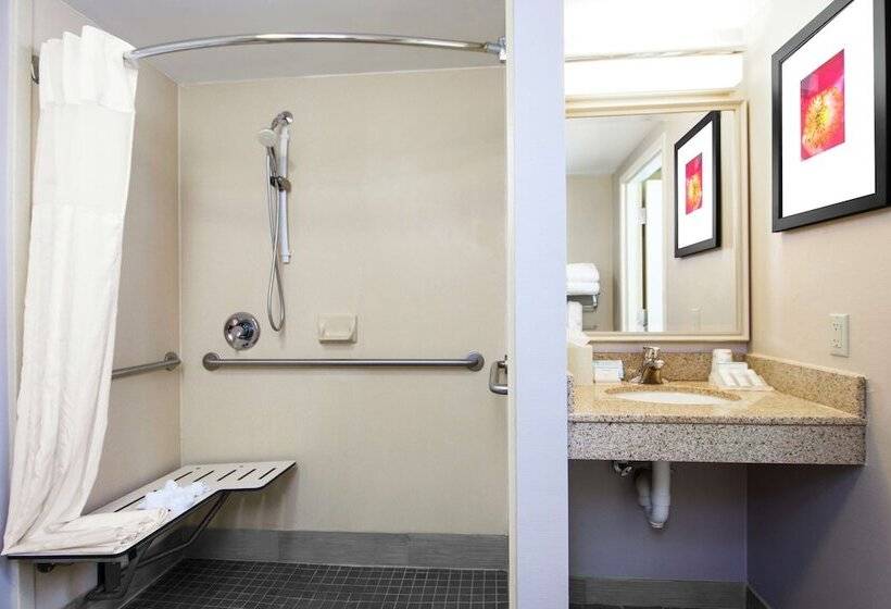 فندق Hilton Garden Inn Independence